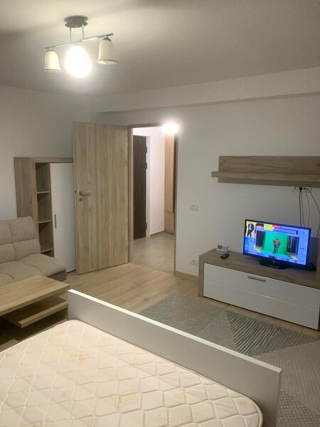 Rahova garsoniera 42 mp disponibila incepand cu 01-15 iunie